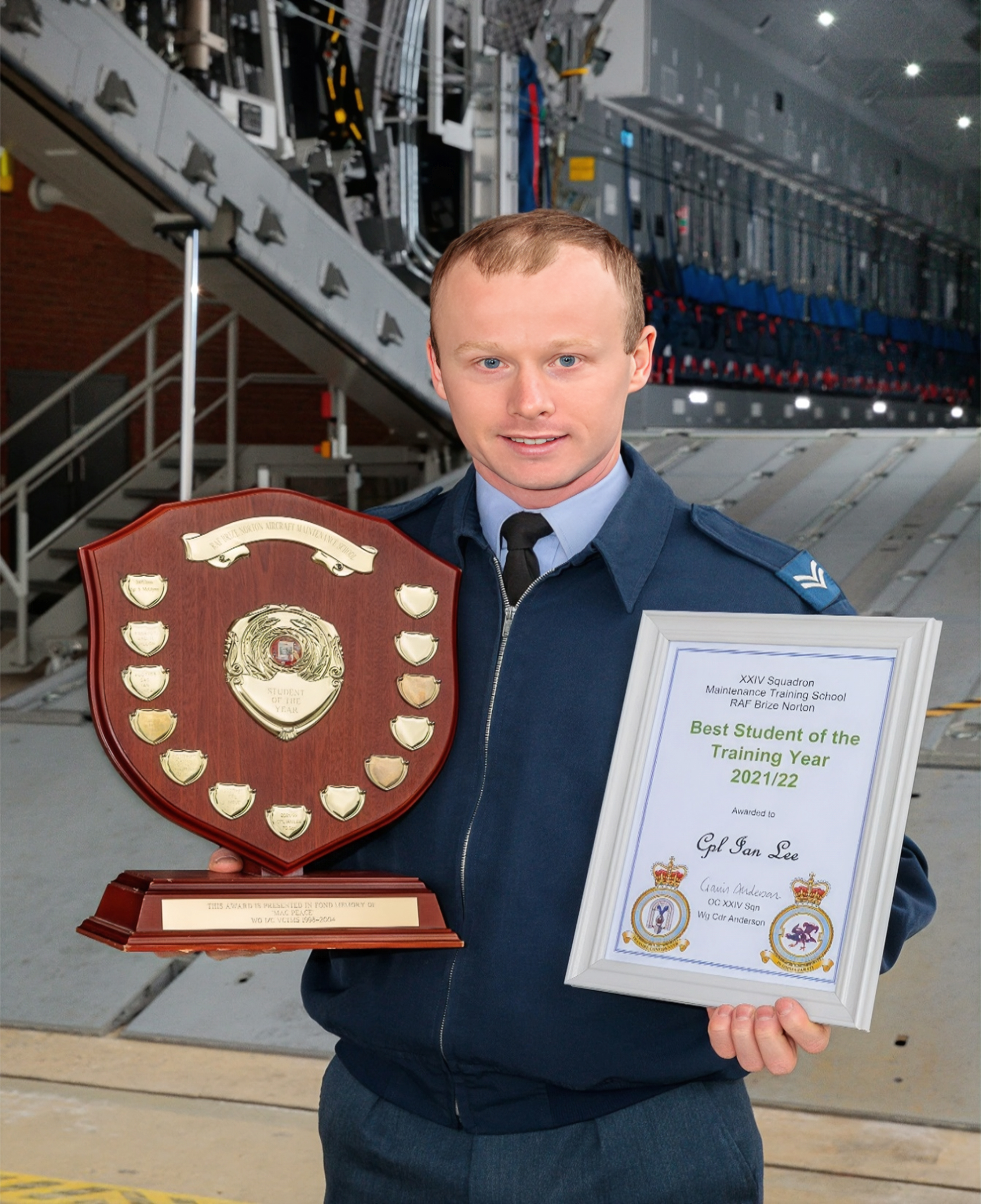 Corporal Lee Receives 2022 Best Student Award